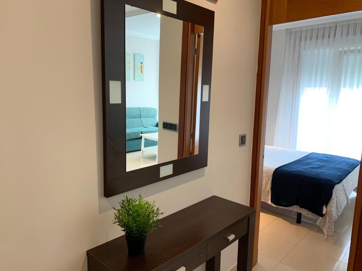 Apartamentos Illa 艾利亚德亚罗萨 外观 照片