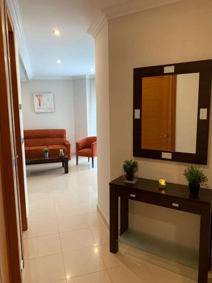 Apartamentos Illa 艾利亚德亚罗萨 外观 照片