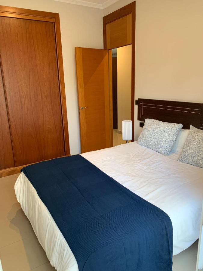 Apartamentos Illa 艾利亚德亚罗萨 外观 照片